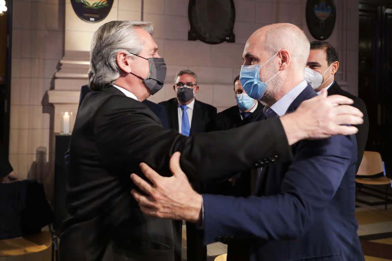 El presidente Alberto Fernández y el jefe de Gobierno porteño, Horacio Rodríguez Larreta, principal figura de la oposición.