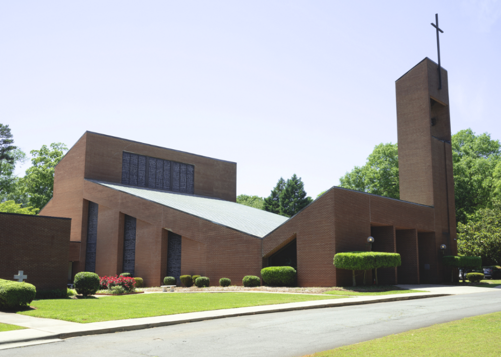 Street view of the First Baptist Church-West.