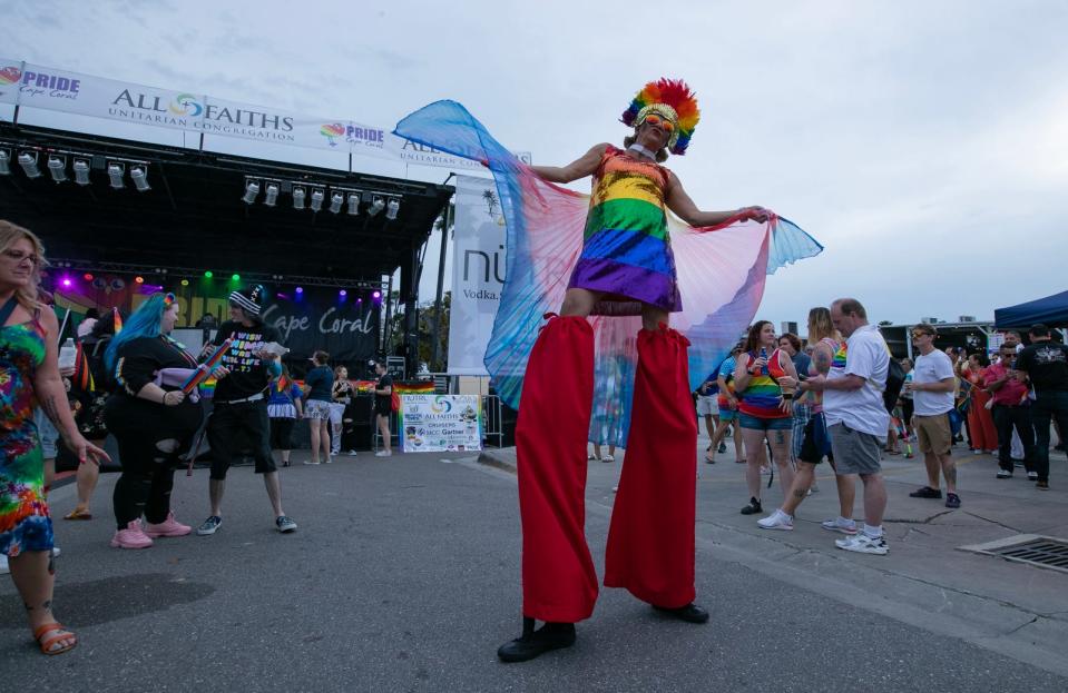 Cape Coral’s 6th Annual PRIDE Celebration parade took place in the downtown area of the city on Saturday. This two-day celebration happens on SE 47th Terrace, between SE 9th Place & SE 11th Place.