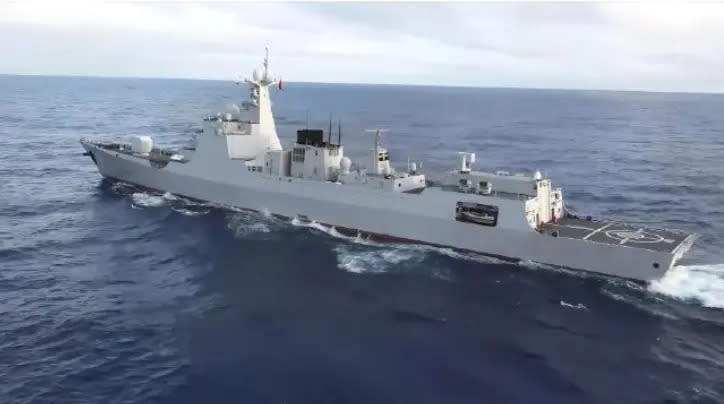 ▲上海江南造船廠似在建造一艘外型神似中國海軍052D型導彈驅逐艦的船艦，專家分析，這是為中國海警船所設計。圖為052D型貴陽艦。（圖／翻攝自微博）