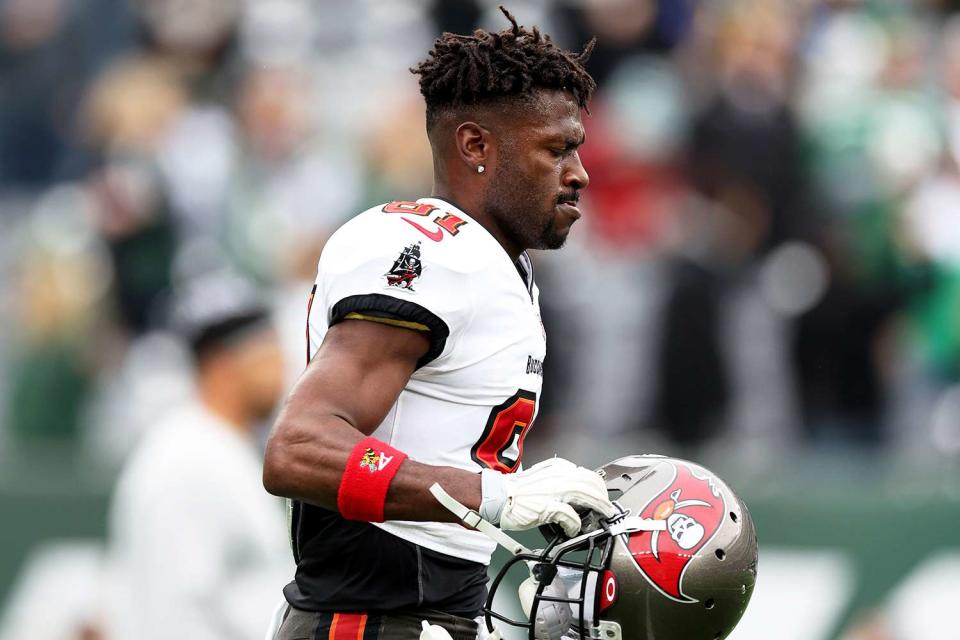 Antonio Brown #81 of the Tampa Bay Buccaneers looks on against the New York Jets during the game at MetLife Stadium on January 02, 2022 in East Rutherford, New Jersey.