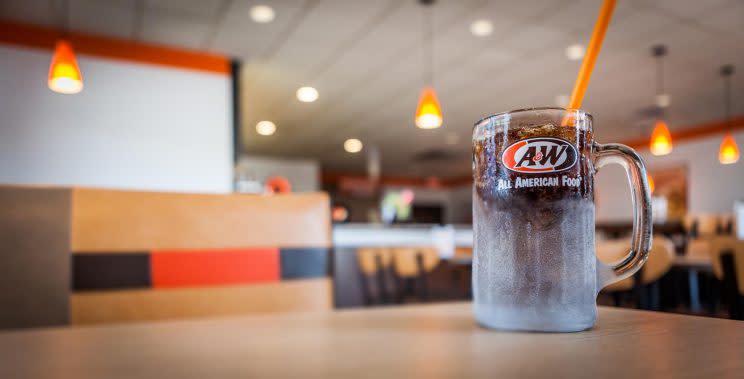 Craving for root beer floats and coney dogs? A&W confirms return to Singapore in 2018 (Photo: A&W multimedia)