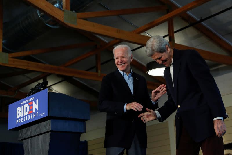 Democratic 2020 U.S. presidential candidate and former U.S. VP Biden and former Democratic presidential nominee Kerry attend campaign event in Cedar Rapids, Iowa