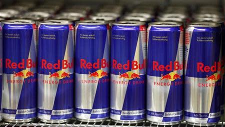 Red Bull plans drinks sales in China