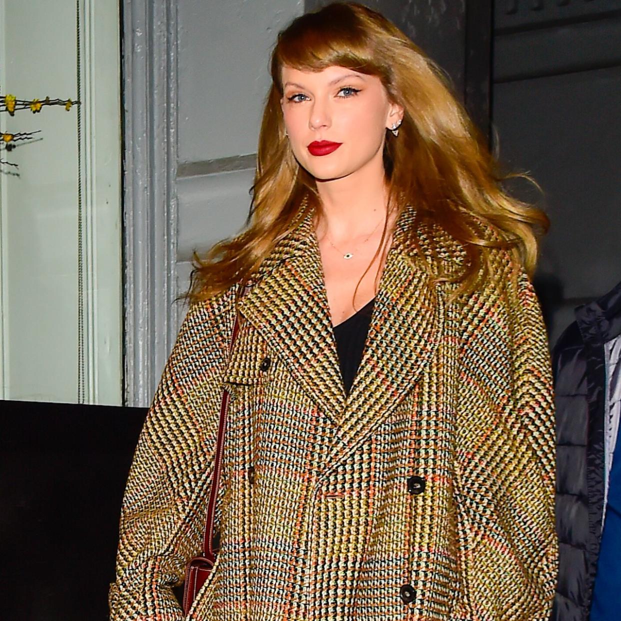  Taylor Swift in Stella McCartney. 