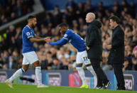 Soccer Football - Premier League - Everton v Crystal Palace - Goodison Park, Liverpool, Britain - October 21, 2018 Everton's Ademola Lookman comes on as a substitute to replace Theo Walcott as manager Marco Silva looks on REUTERS/Peter Powell