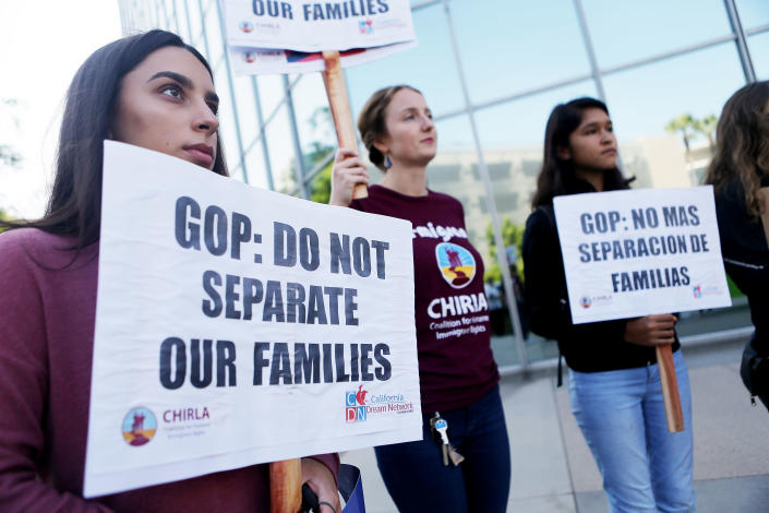 <span class="s1">Activists protest family separations outside the office of Republican Rep. Mimi Walters in Irvine, Calif., on June 19. (Photo: Mario Tama/Getty Images)</span>
