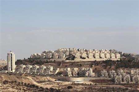 A general view shows a Jewish settlement near Jerusalem known to Israelis as Har Homa and to Palestinians as Jabal Abu Ghneim November 13, 2013. REUTERS/Ammar Awad