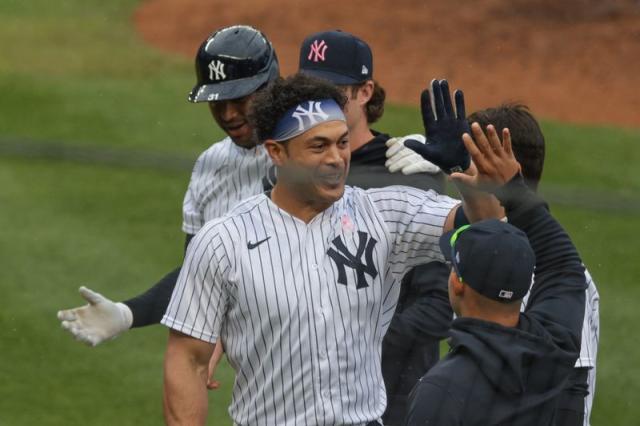 Giancarlo Stanton blasts upper-deck shot into center field at