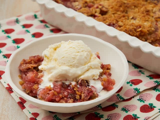 <p>Dotdash Meredith Food Studios</p> Rhubarb Strawberry Crunch