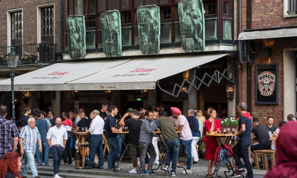 Brewery Uerige people at outside tables