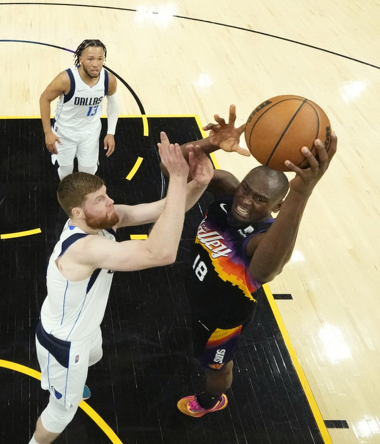May 10, 2022; Phoenix, Arizona, USA; Phoenix Suns center Bismack Biyombo (18) drives to the basket during game five of the second round for the 2022 NBA playoffs at Footprint Center.