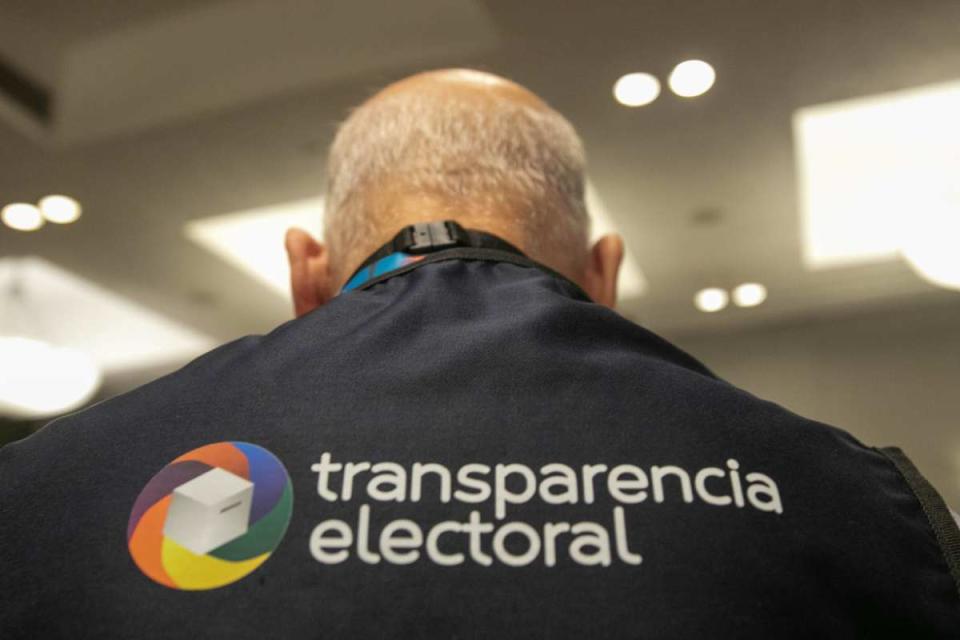 observadores electorales