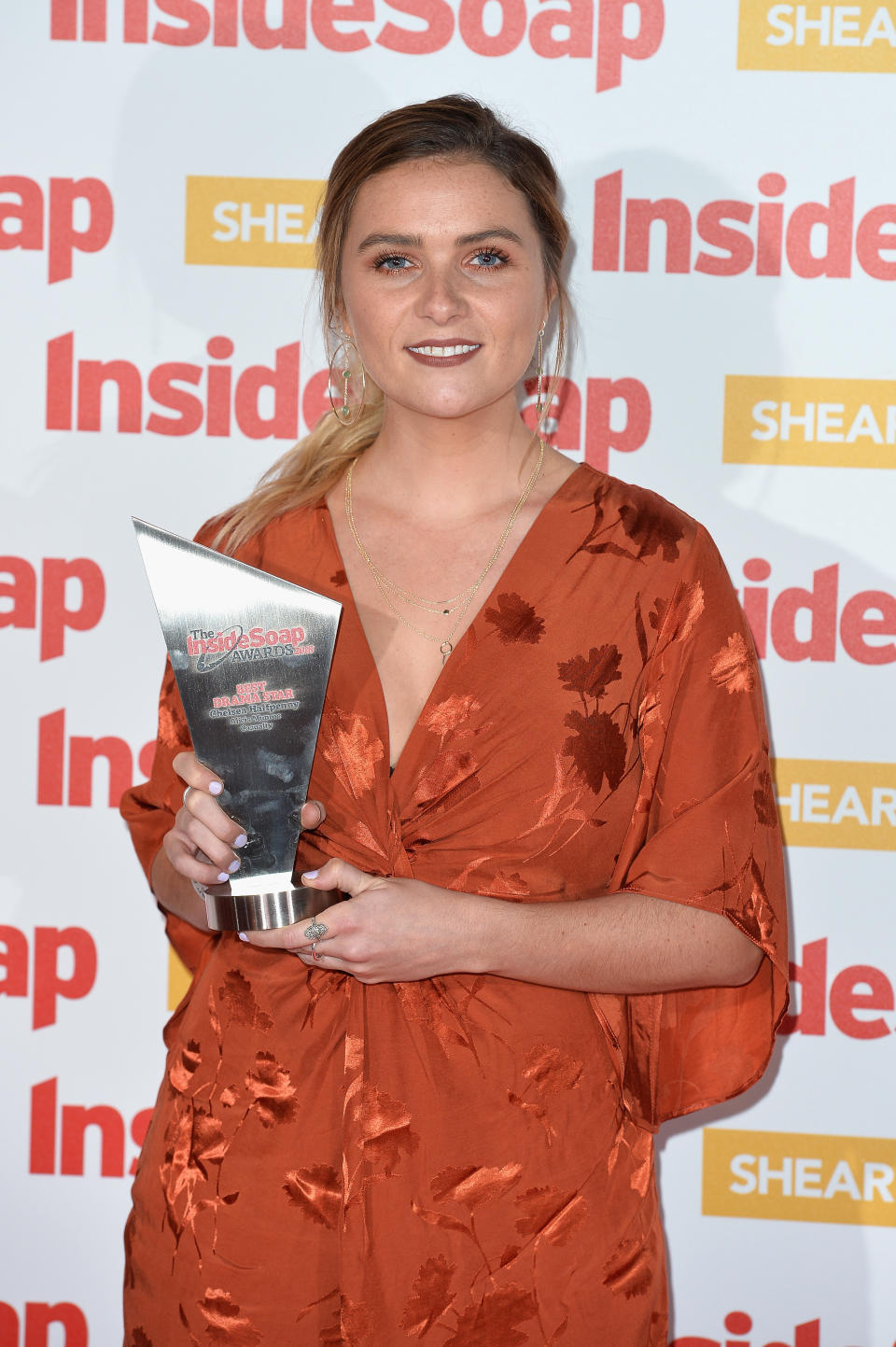 LONDON, ENGLAND - OCTOBER 22:  Chelsea Halfpenny attends the Inside Soap Awards held at 100 Wardour Street on October 22, 2018 in London, England.  (Photo by Jeff Spicer/Jeff Spicer/Getty Images)