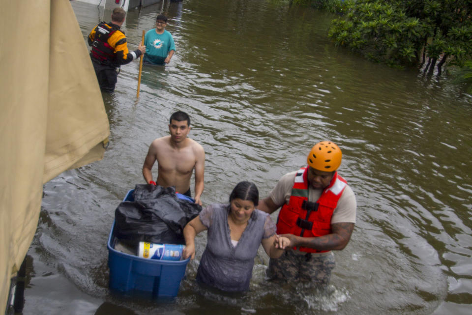 (Bild: Tim Pruitt/Texas National Guard/UPI Photo via Newscom/ddp images)