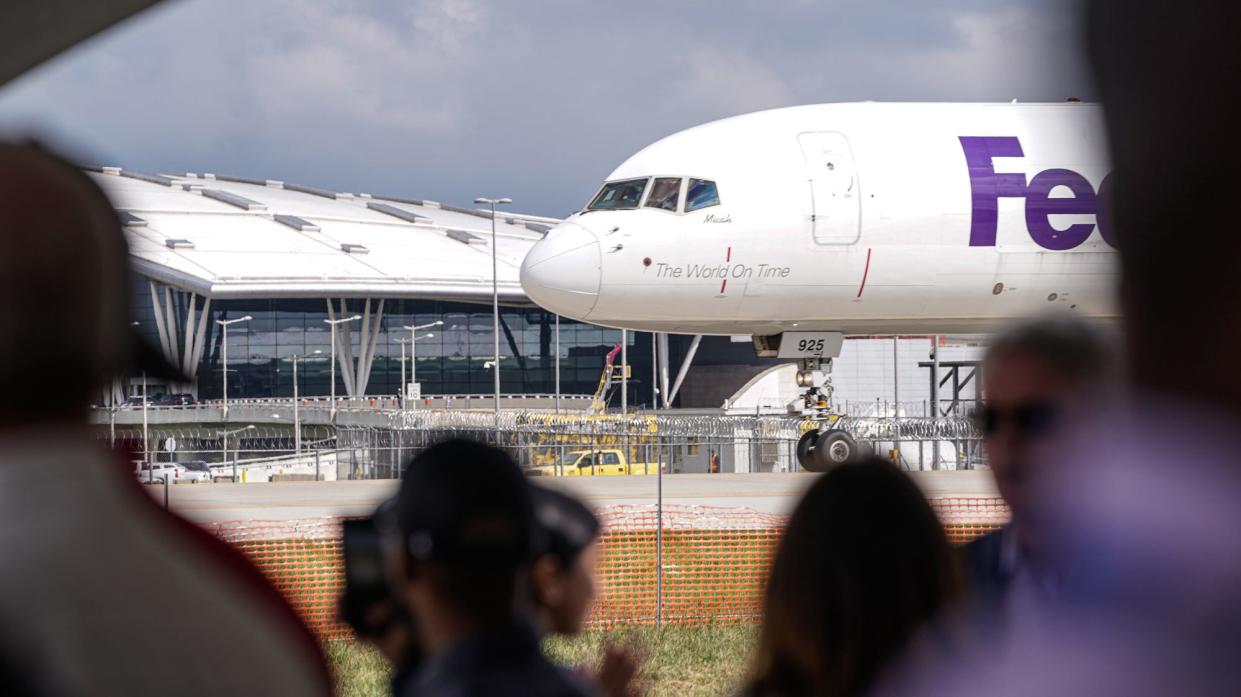 Fedex says it's moving a maintenance station from Los Angeles to Indianapolis.