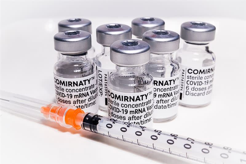 指揮中心諮詢委員李秉穎認為，mRNA疫苗仍有其安全疑慮。（示意圖／翻攝自Pixabay）