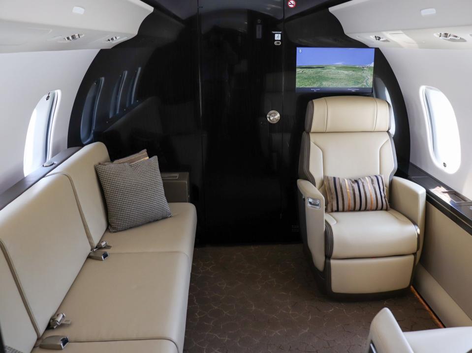 Bombardier Global 6500 private jet