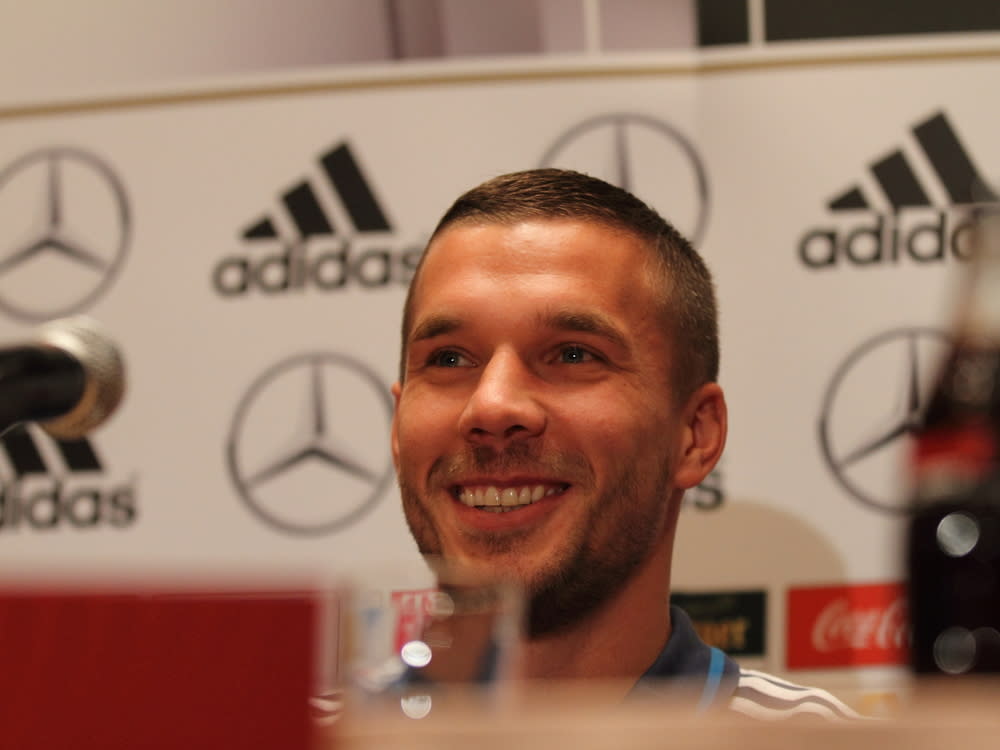 Lukas Podolski kickt derzeit für den Verein Antalyaspor in der Türkei. (Bild: Tomasz Bidermann / Shutterstock.com)