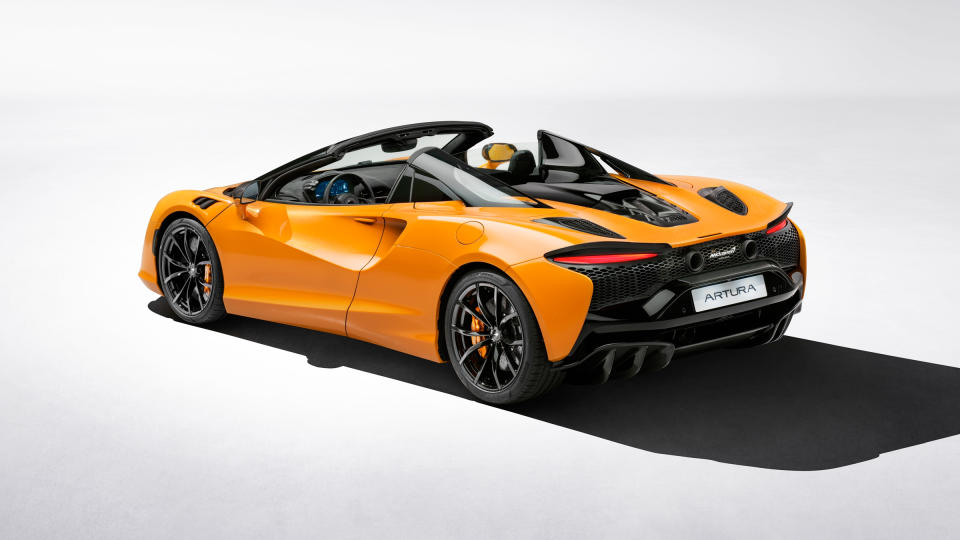 McLaren Artura Spider