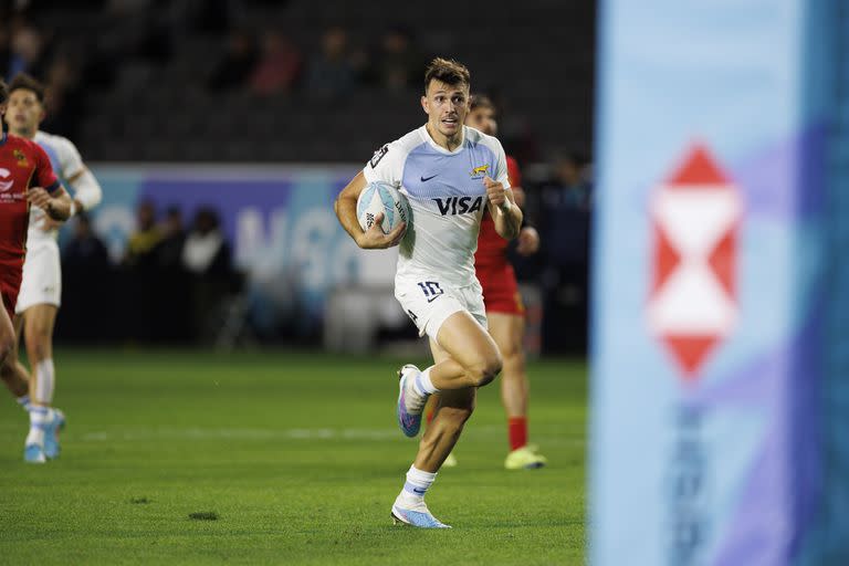 Los Pumas 7s arrancaron con el pie derecho en Los Ángeles, aunque deben ajustar detalles