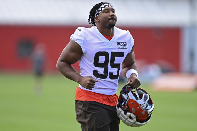 Browns' Garrett back on bad foot  News, Sports, Jobs - The Times Leader