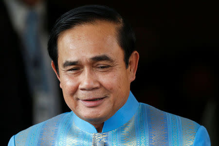 Thai Prime Minister Prayuth Chan-ocha arrives at a cabinet meeting at government house in Bangkok, Thailand August 9, 2016. REUTERS/Jorge Silva