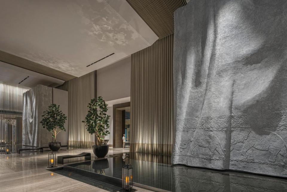 曼谷酒店｜Infinity Pool無邊際泳池新酒店推介！銀色太空艙懸空泳池、坐擁湄南河無敵景觀、每晚人均$426起