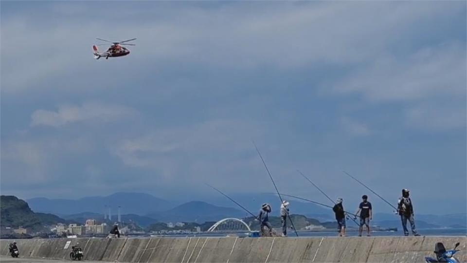 潮境公園外海夜釣剝皮魚　1釣客失足墜海下落不明