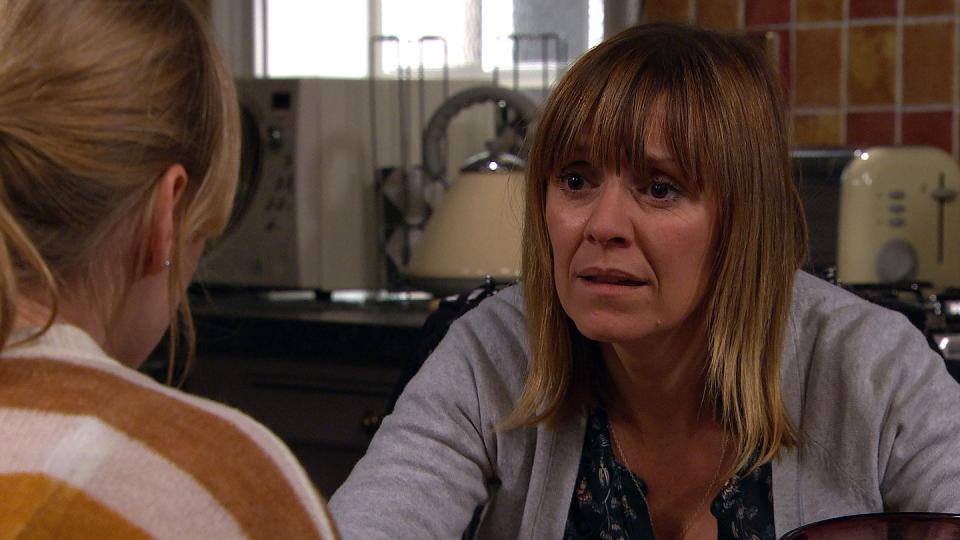 Thursday, January 30: Vanessa gives Rhona a warning