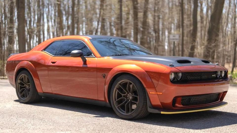 Gone In 2 Minutes: $130,000 Dodge Hellcat