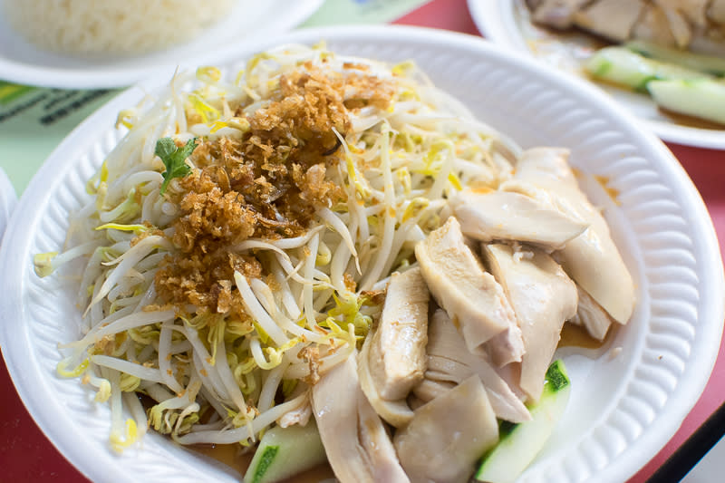 Beansprouts and chicken