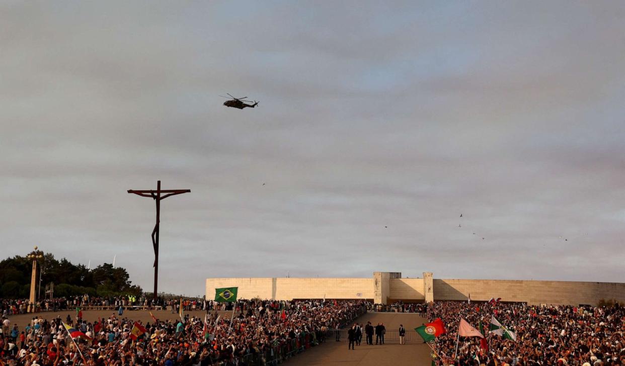 PHOTO: An helicopter carrying Pope Francis is seen at the Sanctuary of Our Lady of the Rosary of Fatima on the occasion of the XXXVII World Youth Day, in Fatima, Portugal, August 5, 2023. (Pedro Nunes/Reuters)