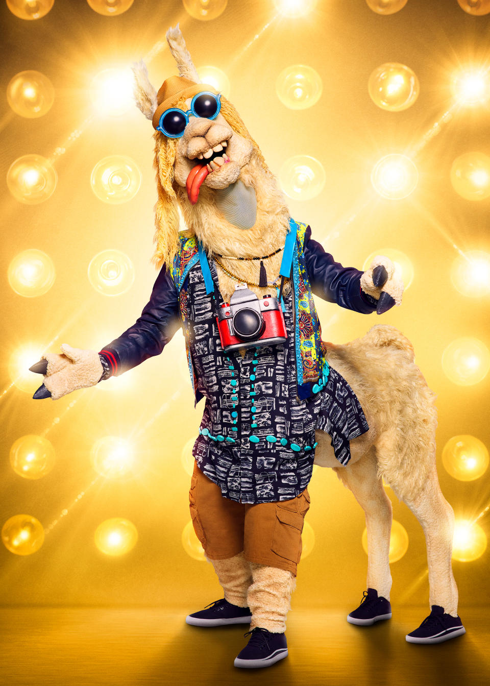 THE MASKED SINGER: The Llama. CR: Michael Becker / FOX. © 2020 FOX MEDIA LLC.