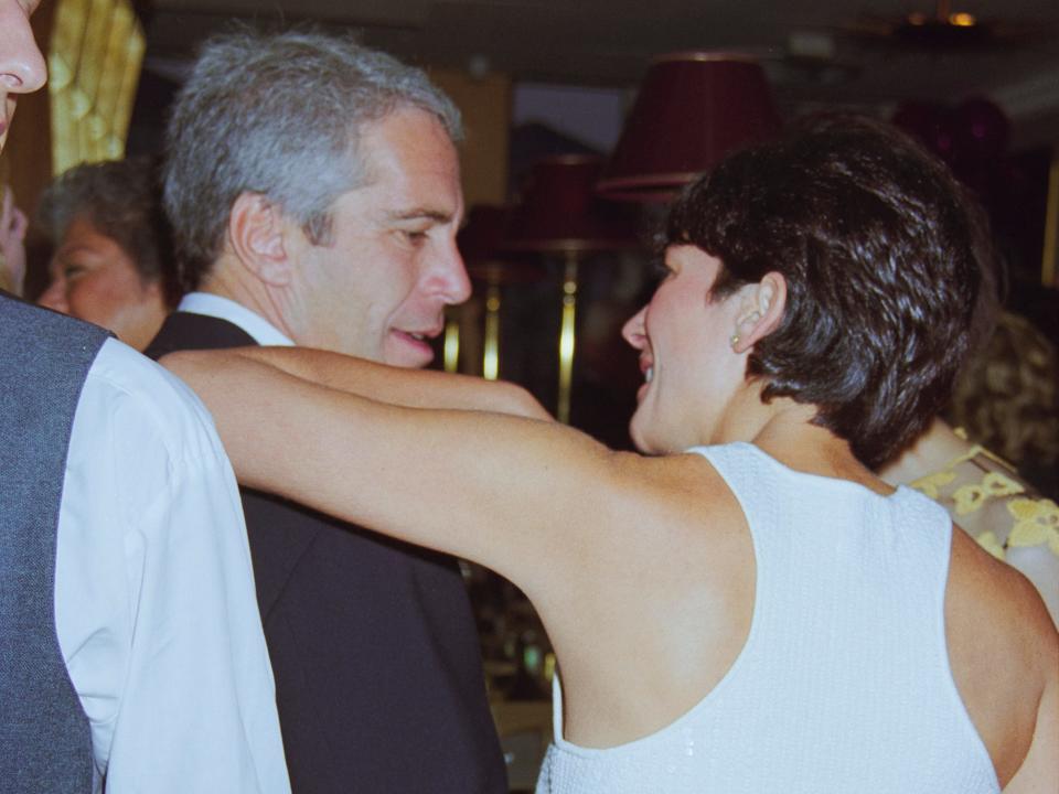 jeffrey epstein ghislaine maxwell back angle