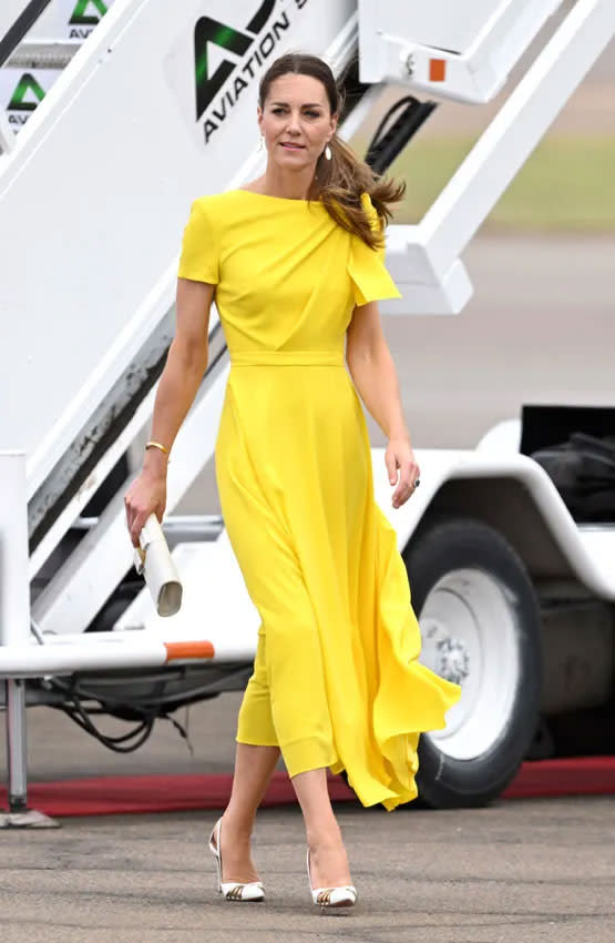 kate-vestido-amarillo