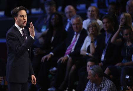 Britain's opposition Labour party leader Ed Miliband makes his keynote speech at the annual party conference in Brighton, southern England September 24, 2013. REUTERS/Luke MacGregor