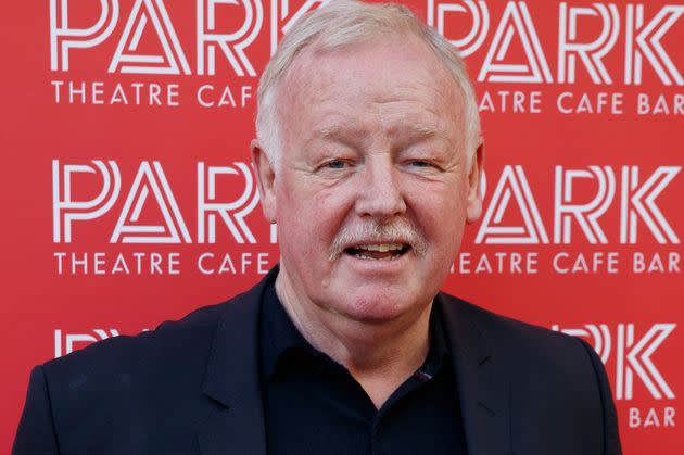 Les Dennis 