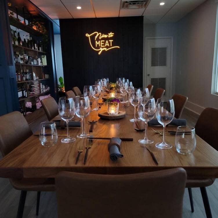 Palm Beach Meats will offer a three-course Clandestine Valentine's Day meal for $275 per person.