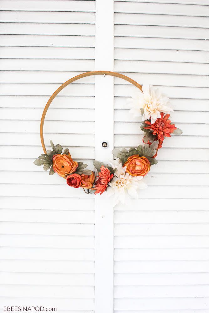 Fall Embroidery Hoop Wreath