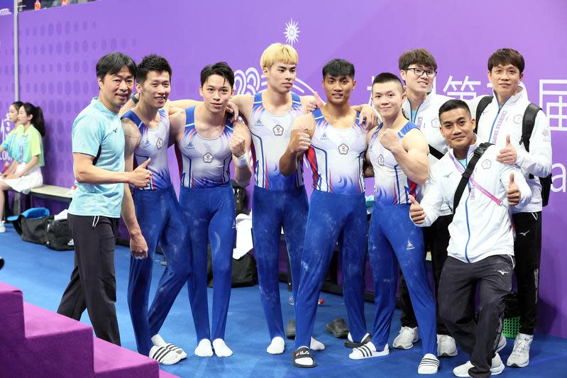 我國體操好手於本屆杭州亞運男子團體項目奪銅，為台灣再添一塊獎牌。（中華奧會提供）