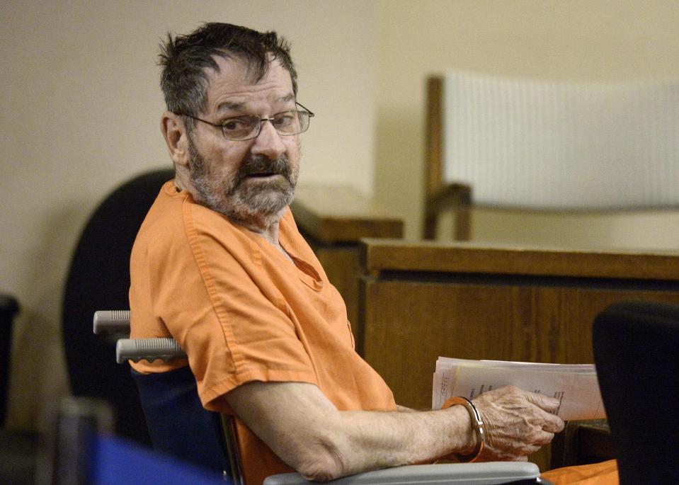 Frazier Glenn Cross Jr, also known as Glenn Miller, sits in a Johnson County courtroom for a scheduling session in Olathe, Kansas, in this file photo taken April 24, 2014. A Kansas police officer testified on Monday about finding a young boy and his grandfather shot in the head outside a Jewish community center, the first witness of many planned for a hearing in the case of Cross, a white supremacist charged with killing three people in a Kansas City suburb last April. REUTERS/John Sleezer/The Kansas City Star/Pool (UNITED STATES - Tags: CRIME LAW)