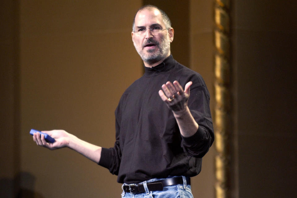 Steve Jobs in October 2004.<span class="copyright">Tim Mosenfelder—Getty Images</span>