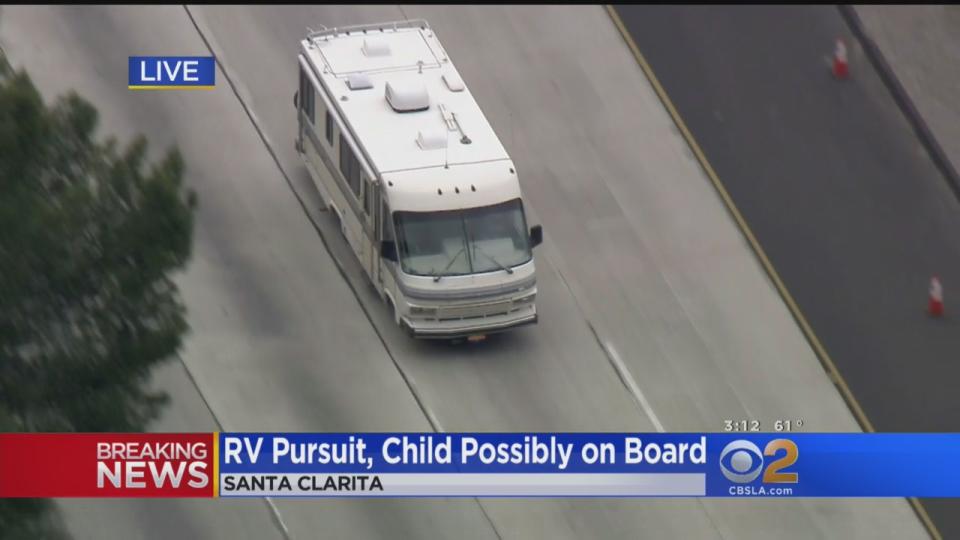 Authorities are in pursuit of a motorhome with two children possibly on board. Source: CBSLA