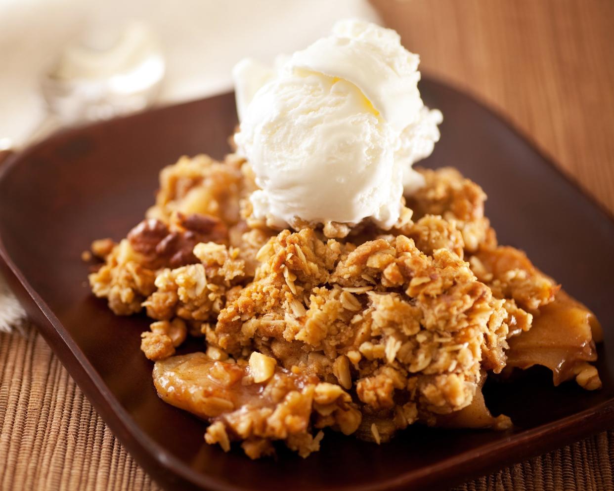 Apple Cinnamon Cobbler