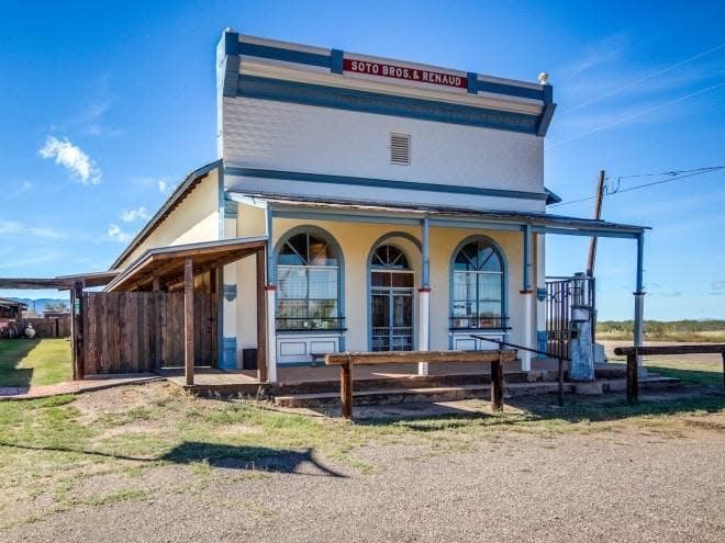 The exterior of the Old Pearce Mercantile in Arizona.