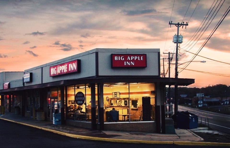 <p>BigAppleInn/Facebook</p>