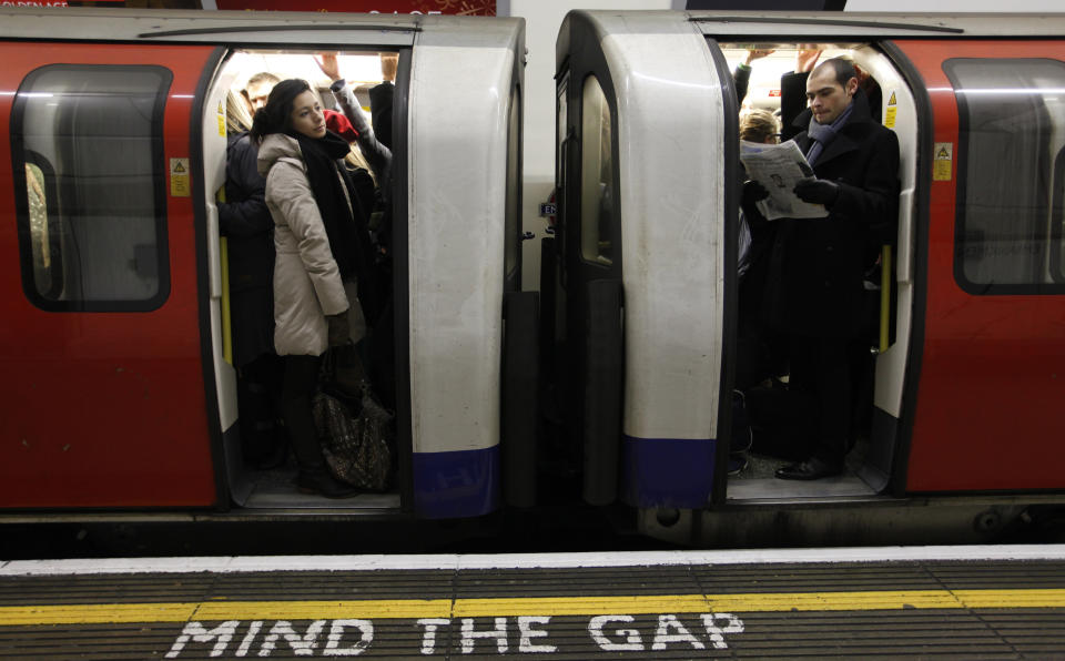 COVID lockdowns have battered TfL earnings. Photo: Andrew Winning/Reuters