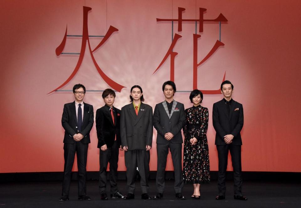 電影《火花》改編自獲得日本文壇最高榮譽「芥川賞」的同名作品，原作者為著名搞笑藝人又吉直樹，故事描述諧星的生活與辛酸。（安可提供）