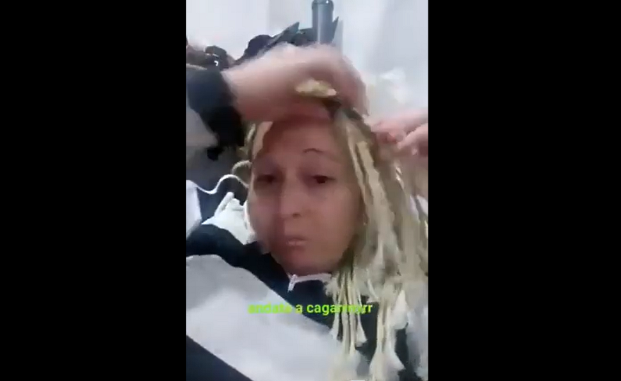 La mujer lanzó fuertes declaraciones en el video